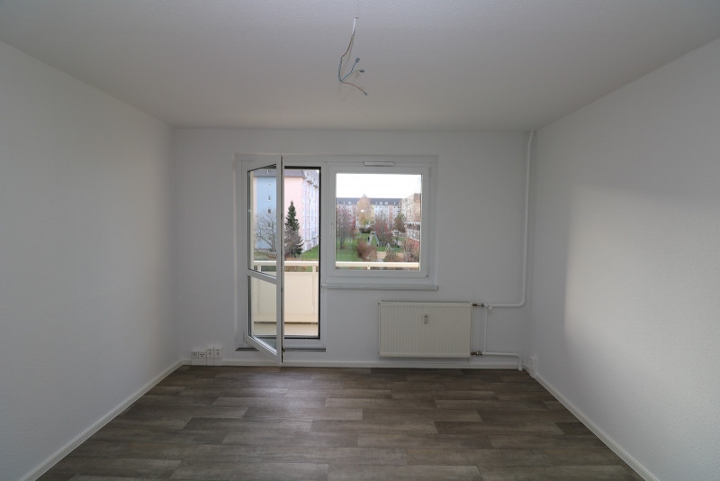 Liebe auf den ersten Blick...sanierte 3-RW mit Dusche & Balkon!!! - WZ