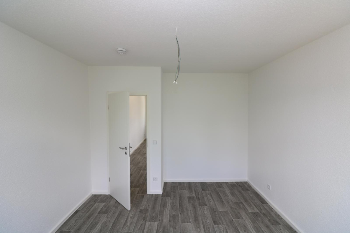 Shower me in sunshine - moderne 3RW mit Dusche und sonnigem Balkon - Schlafzimmer