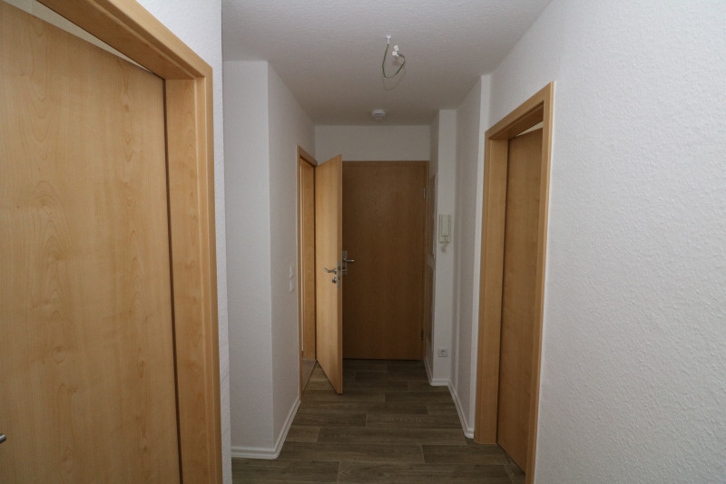 Guten Morgen Sonnenschein...helle 3-RW mit Wanne & Balkon!!! - Beispiel Flur