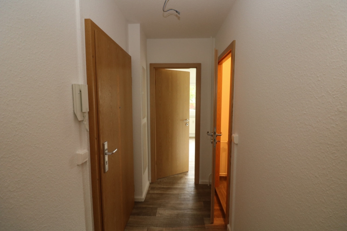 Top die Dusche gilt…EG-Wohnung mit bodengleicher Dusche & Balkon!!! - Beispiel Flur