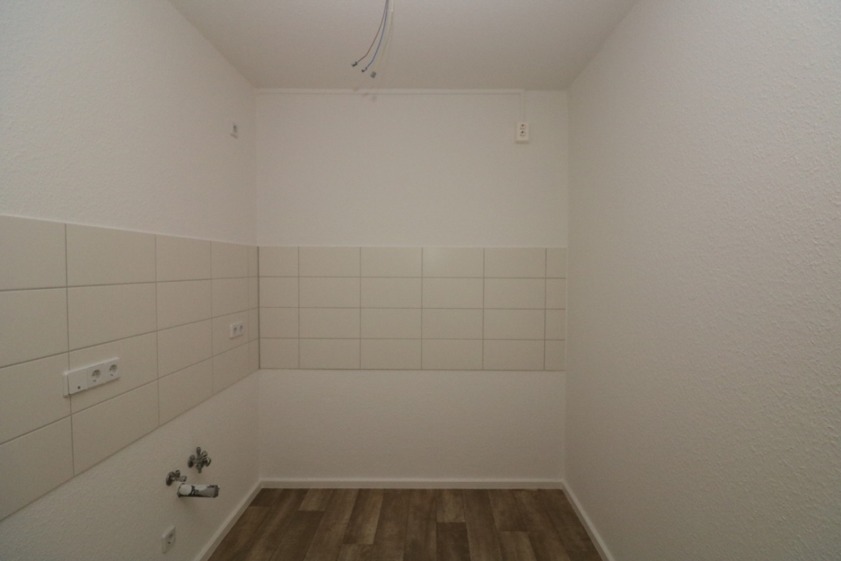 Top die Dusche gilt…EG-Wohnung mit bodengleicher Dusche & Balkon!!! - Beispiel Küche