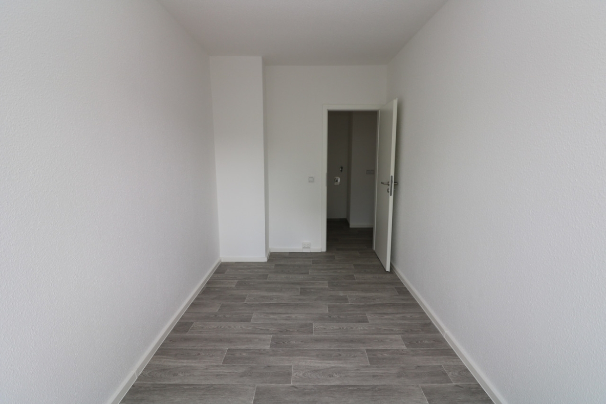 Flieg mit mir zu den Sternen…helle 3-RW mit Wanne & Balkon!!! - Beispiel KiZi