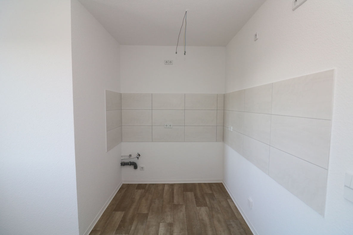 *2-Raum-Traum* - seltener 2RW-Grundriss mit Badewanne und geräumiger Küche - Küche