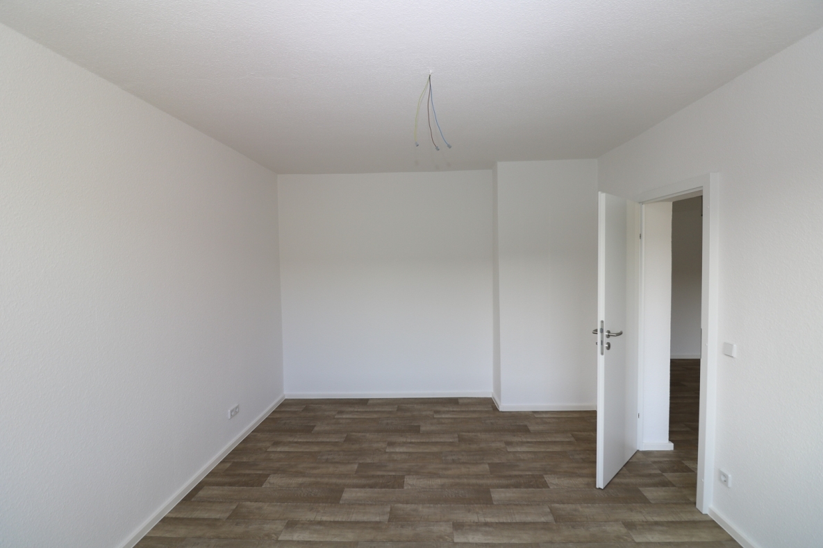 *2-Raum-Traum* - seltener 2RW-Grundriss mit Badewanne und geräumiger Küche - Schlafzimmer