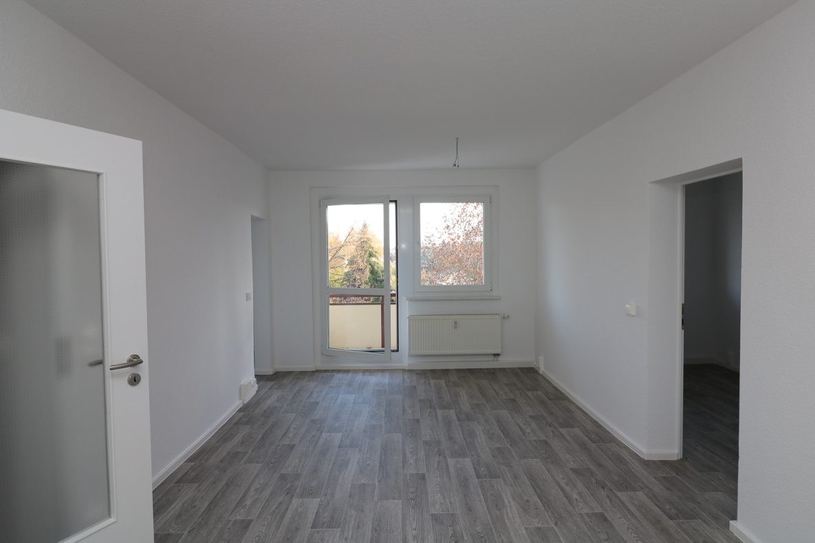 Hulapalu...greif einfach zu...moderne 3-RW mit Wanne u. Balkon!!! - Beispiel Wohnzimmer