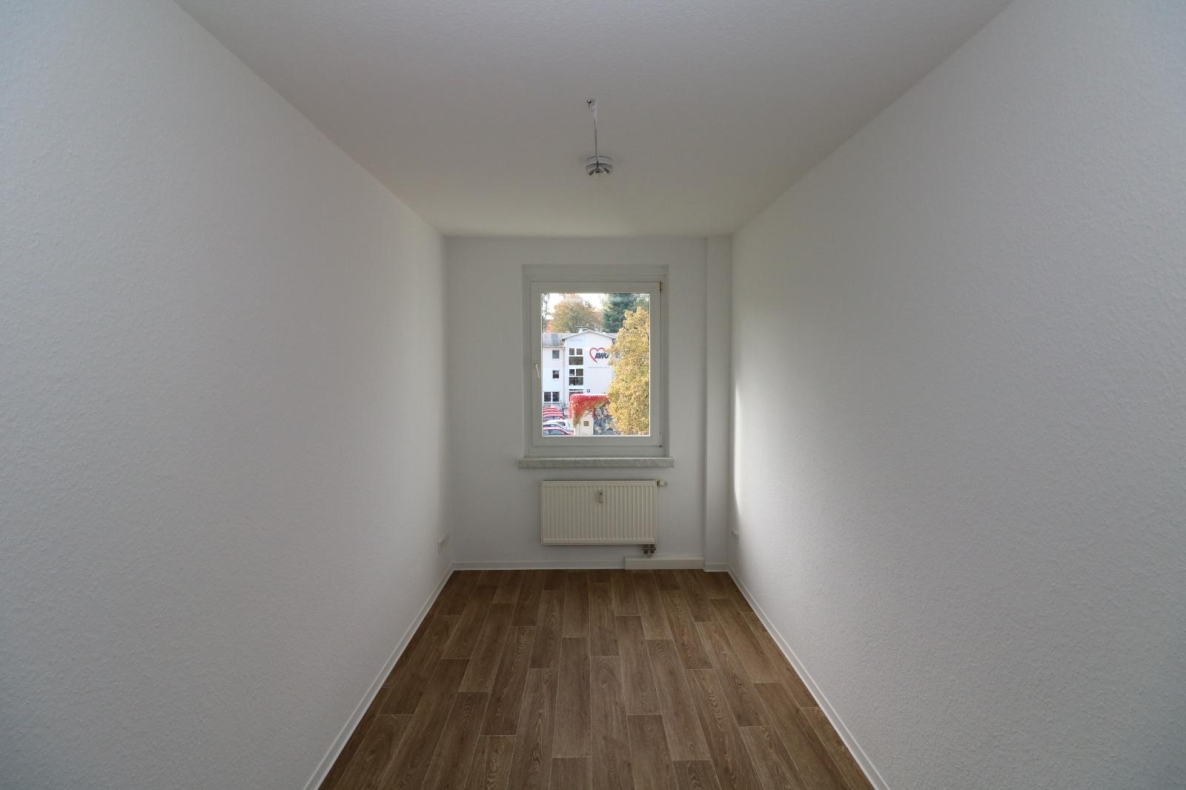Ready, set, go! Modernisierte Traumwohnung mit Dusche und Balkon! - Kinderzimmer