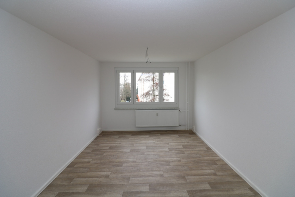 Vorsicht heiße Töpfe…2-RW mit Einbauküche & Wanne !!! - Beispiel Wohnzimmer