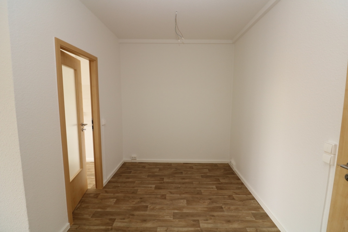 Manege frei…moderne 2-RW mit Aufzug, Wanne & Balkon!!! - Essecke