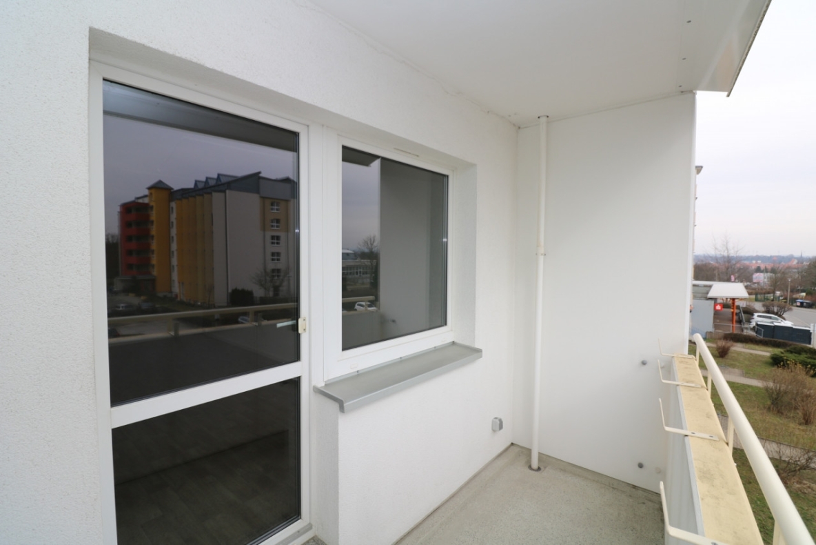 Manege frei…moderne 2-RW mit Aufzug, Wanne & Balkon!!! - Balkon