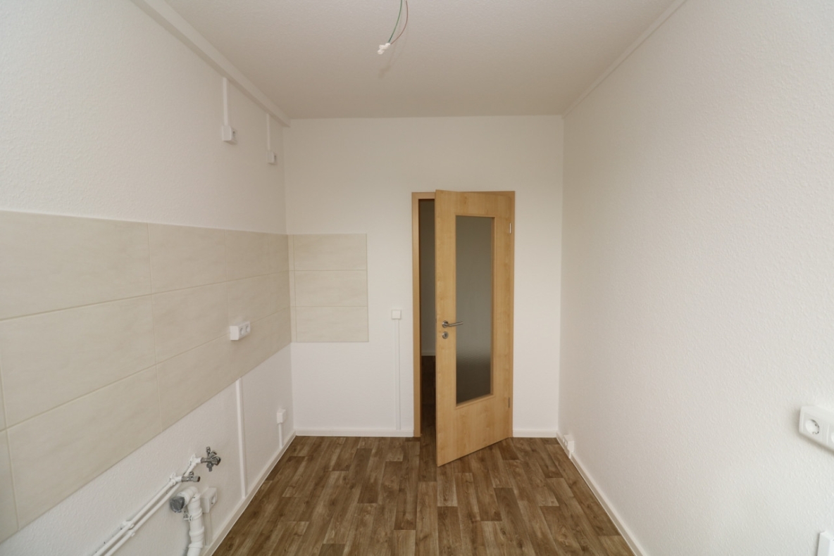 Manege frei…moderne 2-RW mit Aufzug, Wanne & Balkon!!! - Küche