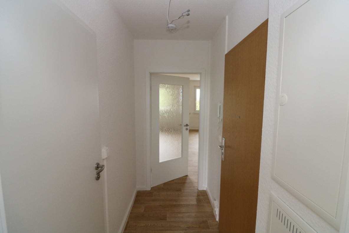 Endlich ein gesundes Happy-Meal...2-RW mit Einbauküche, Dusche & Balkon!!! - Flur