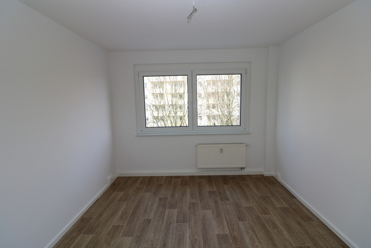 *3-Raum-Wohn-Glück* mit Badewanne und Balkon - Kinderzimmer