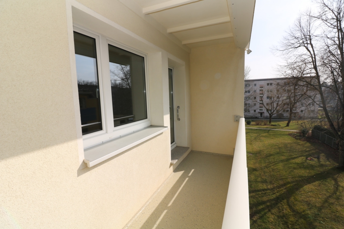 *3-Raum-Wohn-Glück* mit Badewanne und Balkon - Balkon