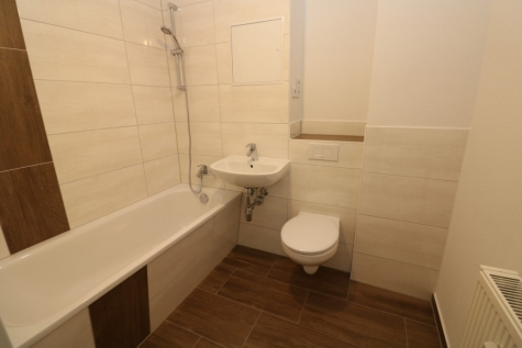 *3-Raum-Wohn-Glück* mit Badewanne und Balkon, 09599 Freiberg, Tschaikowskistraße 51