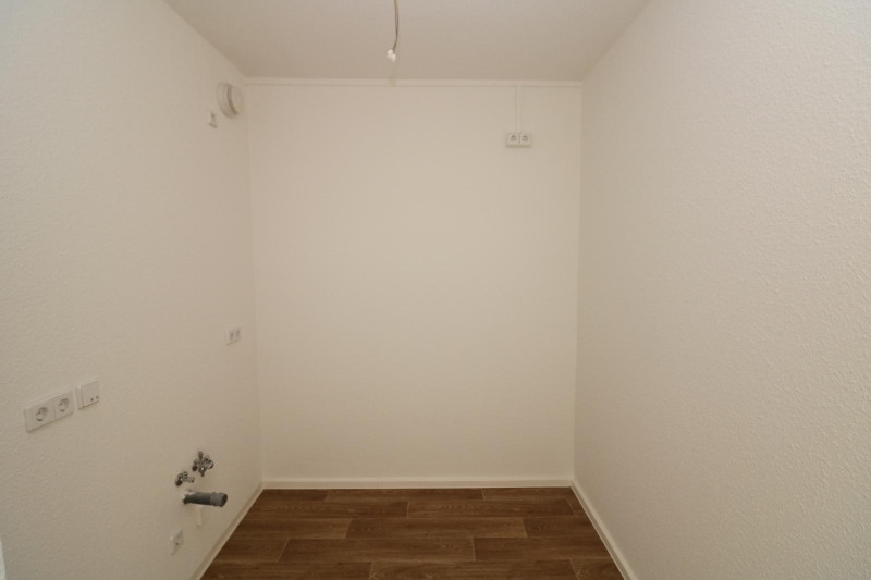 EG-Wohnung mit bodengleicher Dusche & Balkon...da freuen sich nicht nur die Umzugshelfer! - Beispiel Küche