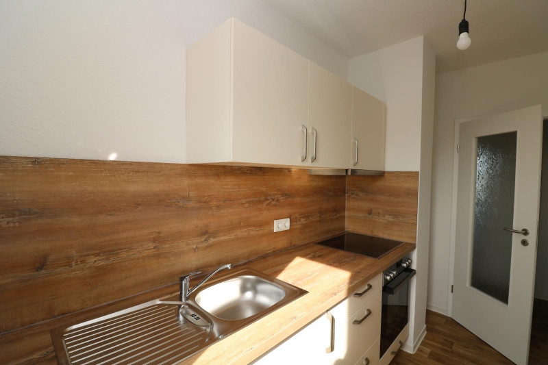 Gerichts-Saal...neu sanierte 2-RW mit Einbauküche & Wanne!!! - Beispiel Küche