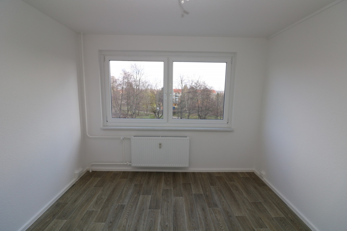 Auch für Nichtschwimmer geeignet...3-RW mit modernem Wannenbad & Balkon! - Schlafzimmer