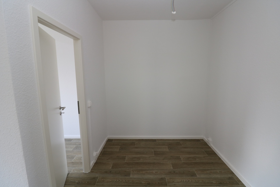 Auch für Nichtschwimmer geeignet...3-RW mit modernem Wannenbad & Balkon! - Essecke