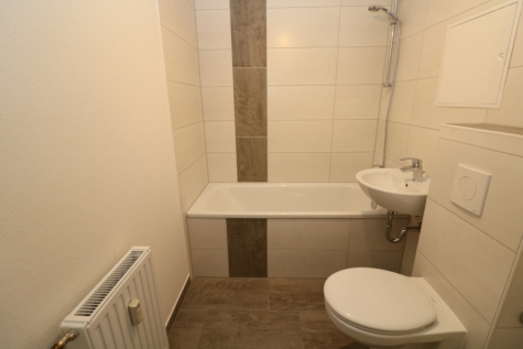 Auch für Nichtschwimmer geeignet…3-RW mit modernem Wannenbad & Balkon!, 09599 Freiberg, Am Mühlteich 13