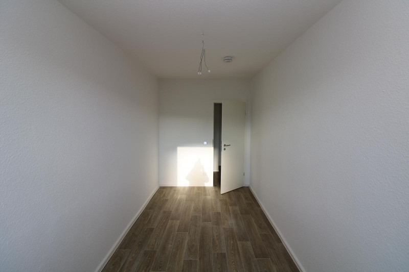 Wer´s GROß mag***Neu sanierte Etagenwohnung mit Wanne, Dusche & 2 Balkonen!!! - Kinderzimmer