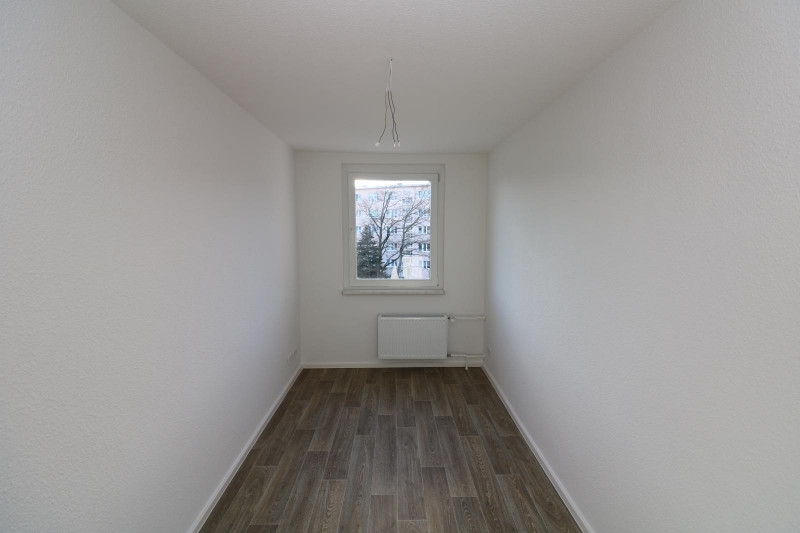 Wer´s GROß mag***Neu sanierte Etagenwohnung mit Wanne, Dusche & 2 Balkonen!!! - Kinderzimmer