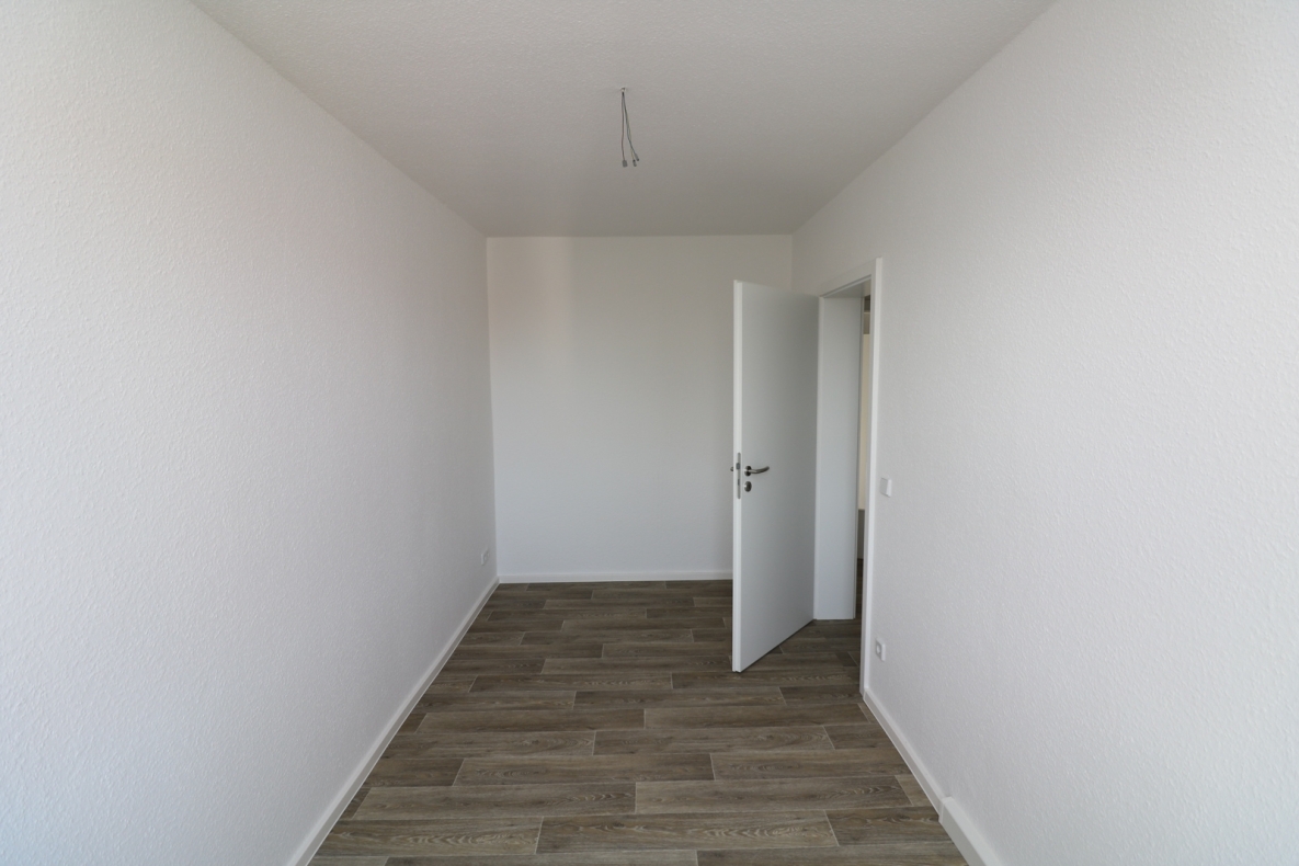 Jackpot! Modernisierte 2RW mit bodentiefer Dusche und XXL Balkon! - Beispiel Schlafzimmer