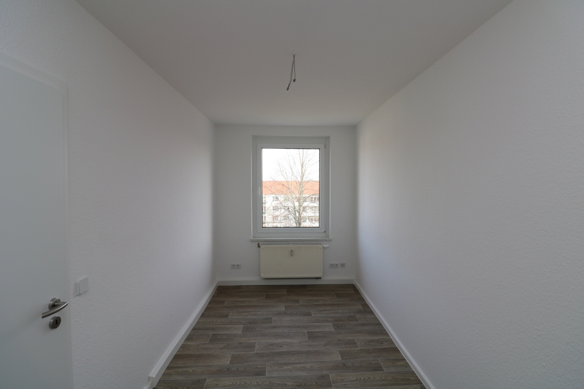 Jackpot! Modernisierte 2RW mit bodentiefer Dusche und XXL Balkon! - Beispiel Schlafzimmer