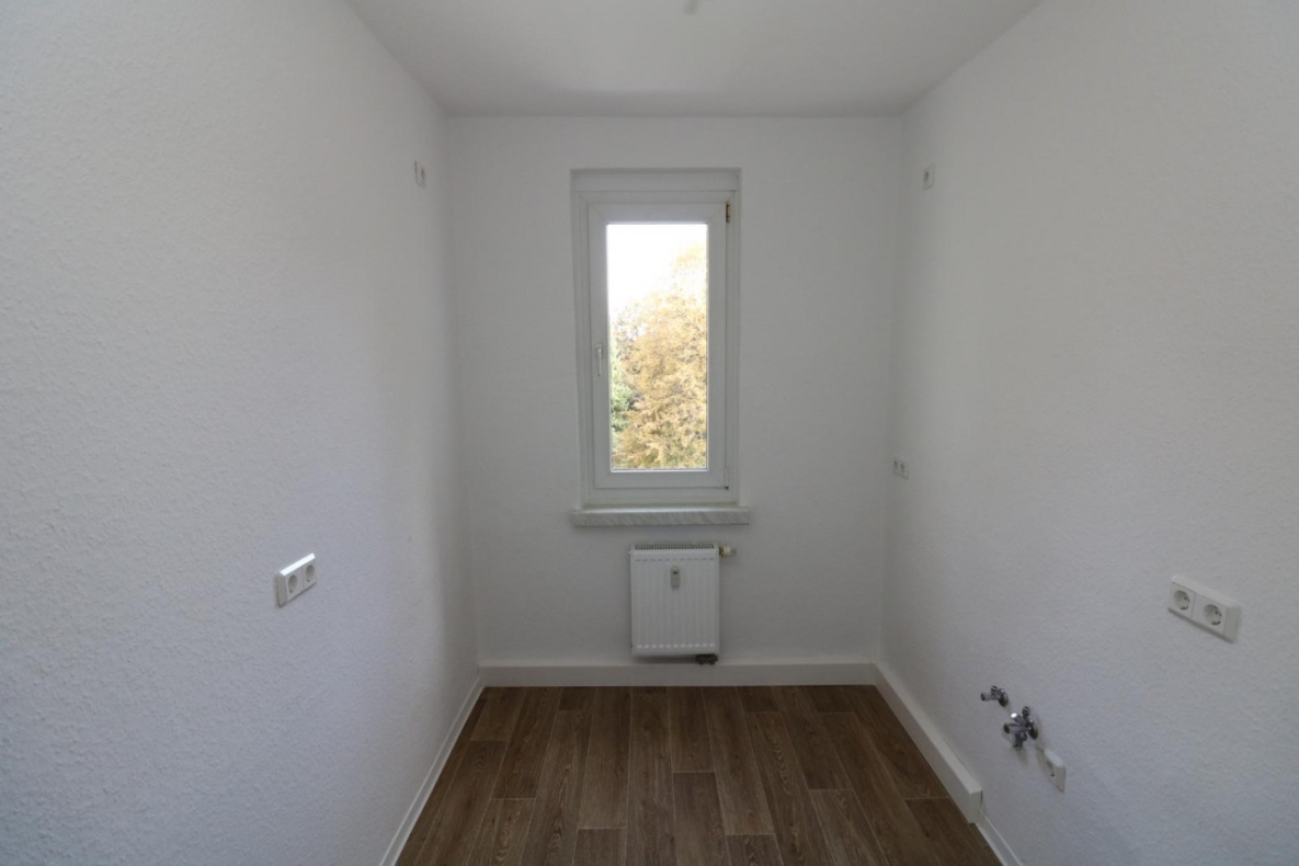 Jeder braucht eine Insel…moderne 3-RW mit Dusche & Balkon!!! - Beispiel Küche