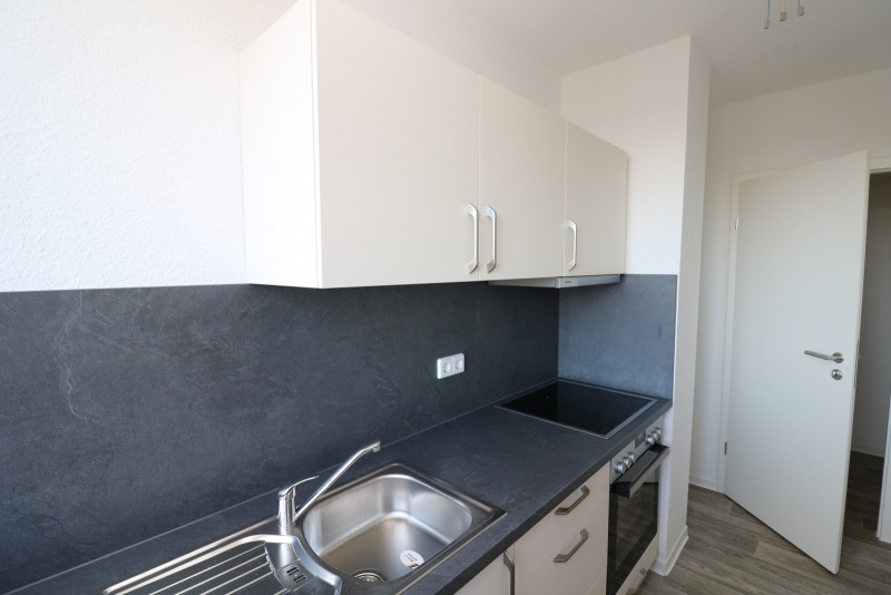 Kochlöffel-Dirigent gesucht...3-RW mit Einbauküche, Wanne & Balkon!!! - Beispiel Küche