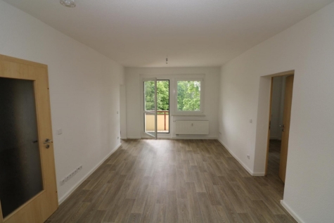 Auf die Plätze…fertig…mieten!!! 3-RW mit Wanne & Balkon…, 09599 Freiberg, Maxim-Gorki-Straße 44