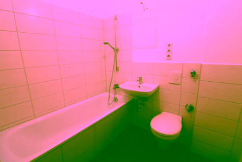 Auf die Plätze…fertig…mieten!!! 3-RW mit Wanne & Balkon…, 09599 Freiberg, Maxim-Gorki-Straße 44