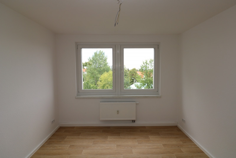 Frühlingsgefühle...tolle 2-Raum-Wohnung mit Wanne & Balkon zum Verlieben!!! - Beispiel SZ