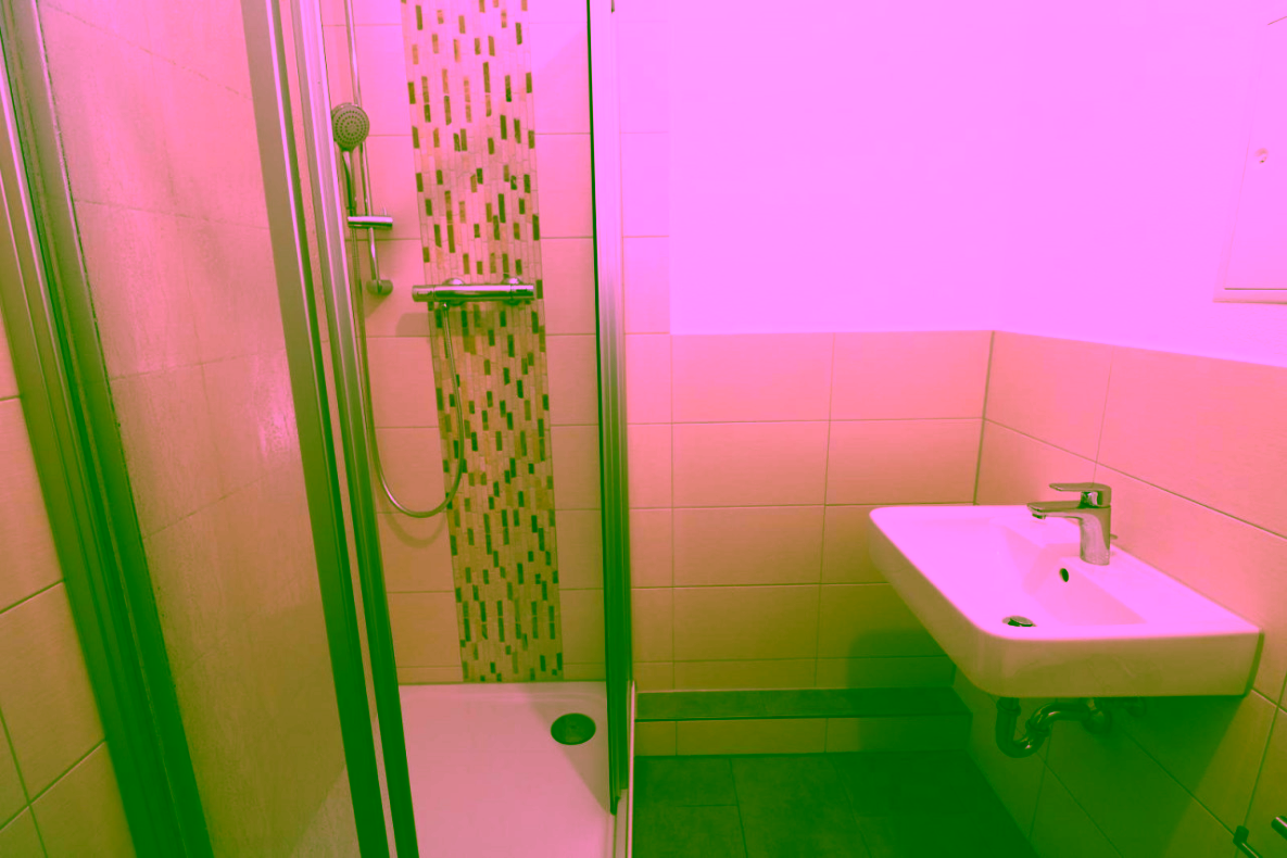 Beispiel Bad mit Dusche