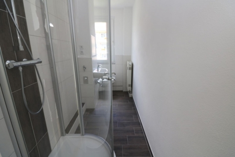 Top die Dusche gilt…moderne 2-RW mit Dusche!!!, 09599 Freiberg, Karl-Günzel-Straße 27