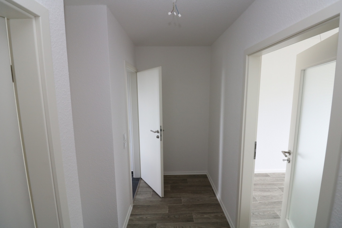 Top die Dusche gilt…moderne 2-RW mit Dusche!!! - Flur