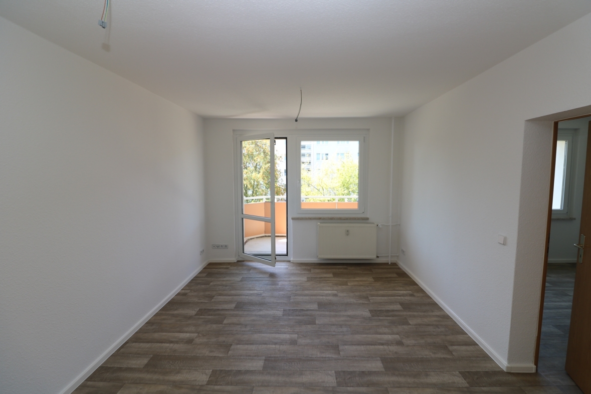 Guten Morgen Sonnenschein...helle 2-RW mit Wanne u. Balkon!!! - Beispiel Wohnzimmer