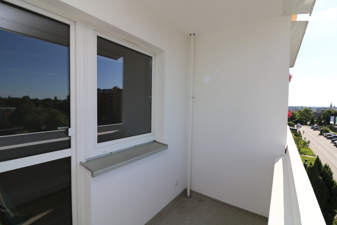 Wohlfühlgarantie...neu sanierte 3-RW mit Dusche und Balkon!!! - Beispiel Balkon