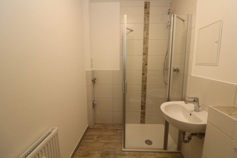 4-Raum-Erdgeschosswohnung mit bodengleicher Dusche & Balkon…einfacher gehts nicht!!!, 09599 Freiberg, Am Mühlteich 11