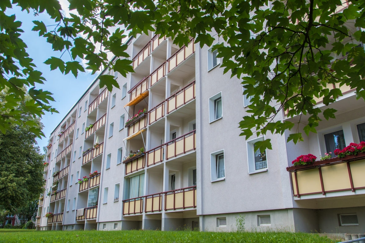 1. Sahne…günstige 3-RW mit Wanne u. Balkon!!! - Außenansicht