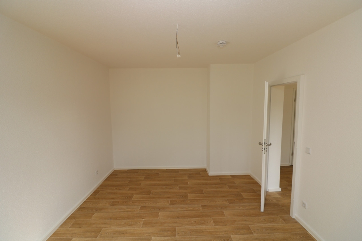 EG-Wohnung mit bodengleicher Dusche...da freuen sich nicht nur die Umzugshelfer! - Schlafzimmer