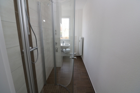 EG-Wohnung mit bodengleicher Dusche…da freuen sich nicht nur die Umzugshelfer!, 09599 Freiberg, Karl-Günzel-Straße 31