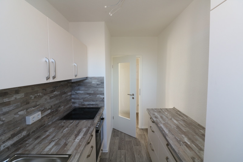 Happy hour, mitten in der Nacht...3-RW mit Einbauküche & Dusche!!! - Beispiel Küche