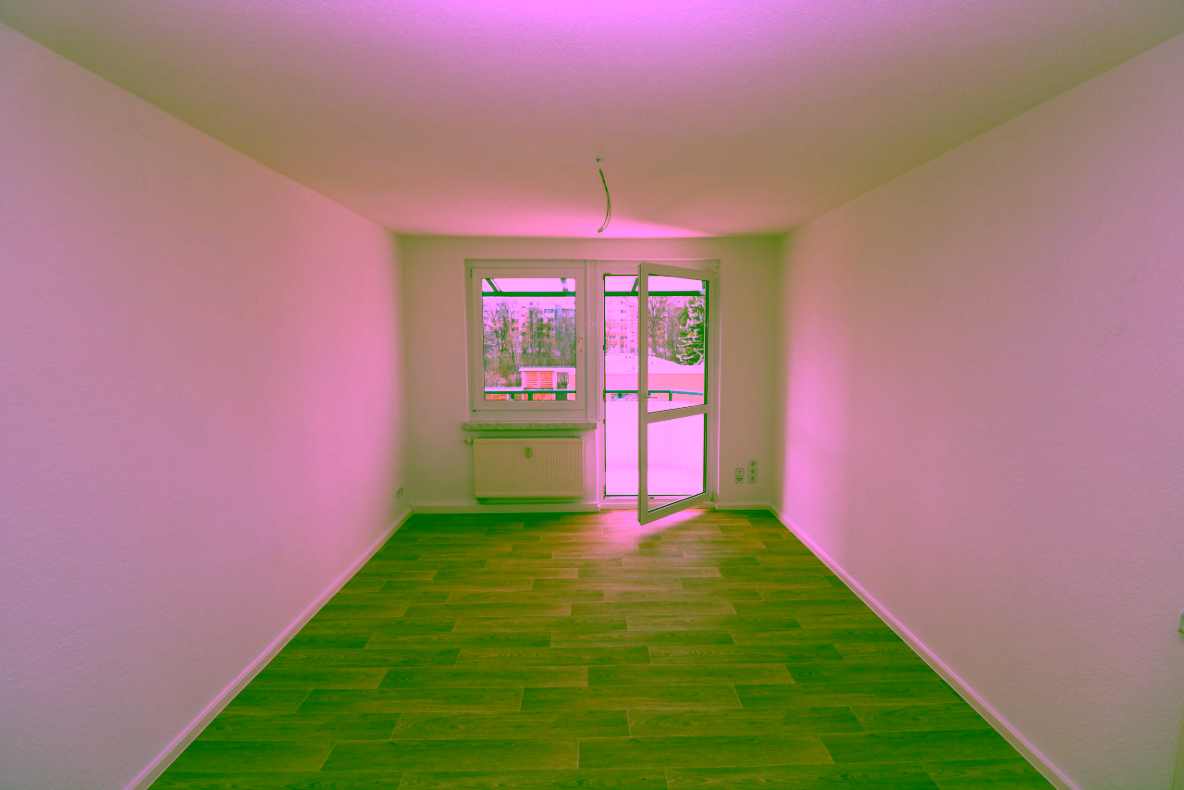 2-RW mit Wanne sucht Kapitän für gemeinsame Abenteuer! - Wohnzimmer