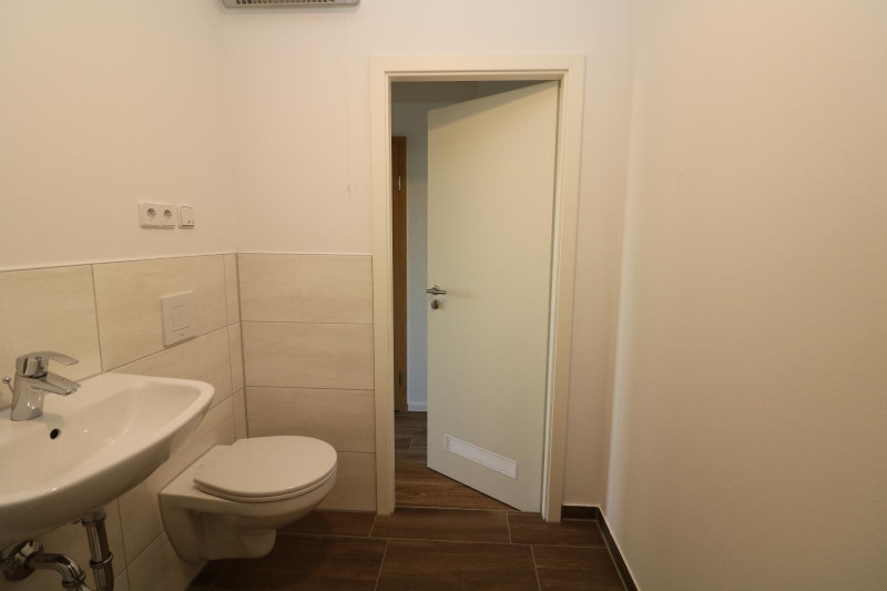 Liebe auf den ersten Blick...sanierte 3-RW mit Dusche & Balkon!!! - Beispiel Bad mit Dusche