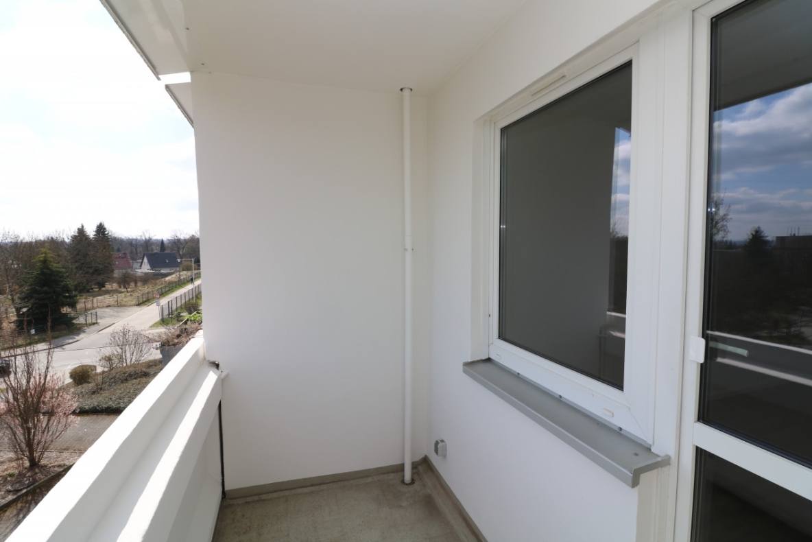 Liebe auf den ersten Blick...sanierte 2-RW mit Dusche & Balkon!!! - Balkon