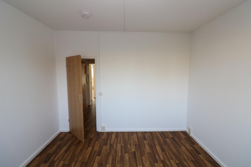 Ein großes Schnäppchen! - Großzügige 3-RW mit 2 Balkonen!!! - Schlafzimmer