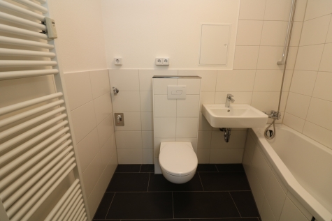 Ich hab´geträumt von dir – großzügige 3RW mit modernisiertem Wannenbad, 09599 Freiberg, Karl-Kegel-Straße 16e