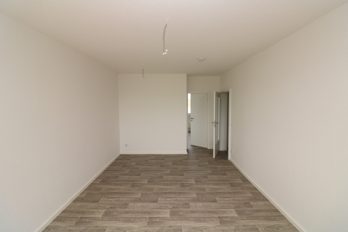 Flieg mit mir zu den Sternen…helle 3-RW mit Wanne u. Balkon!!! - Beispiel Wohnzimmer