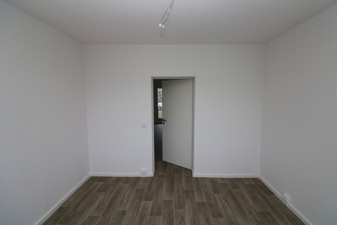 Für Dusch-Verliebte…neu sanierte 3-RW mit Dusche & Balkon!!! - Beispiel Schlafzimmer