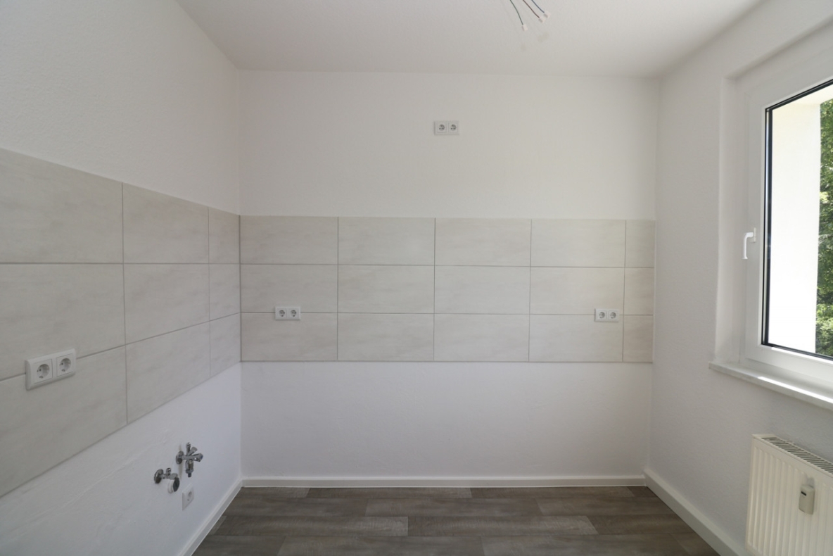 Für Dusch-Verliebte…neu sanierte 3-RW mit Dusche & Balkon!!! - Beispiel Küche